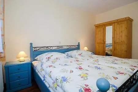 Apartment Haus Hafenperle Neuharlingersiel